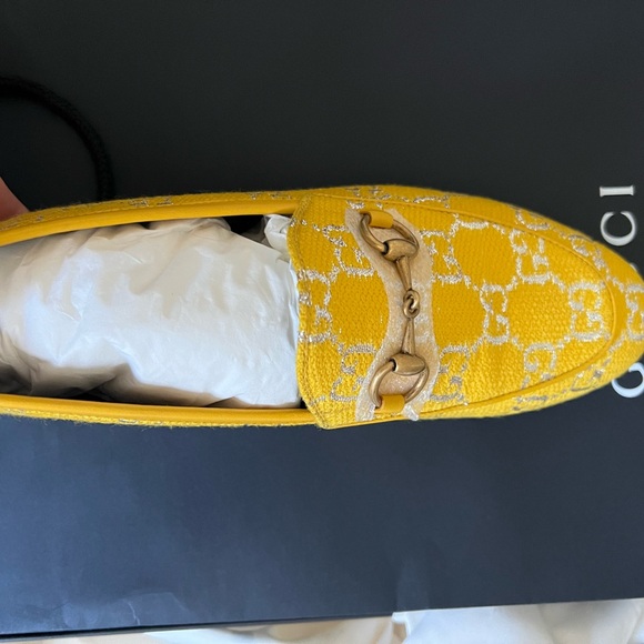 Gucci Women's Jordan loafer in yellow and silver fabric - Picture 3 of 9